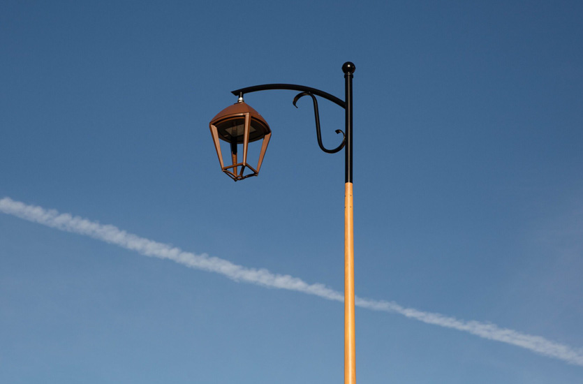 389 External Post Top Lantern External Post Top Lantern