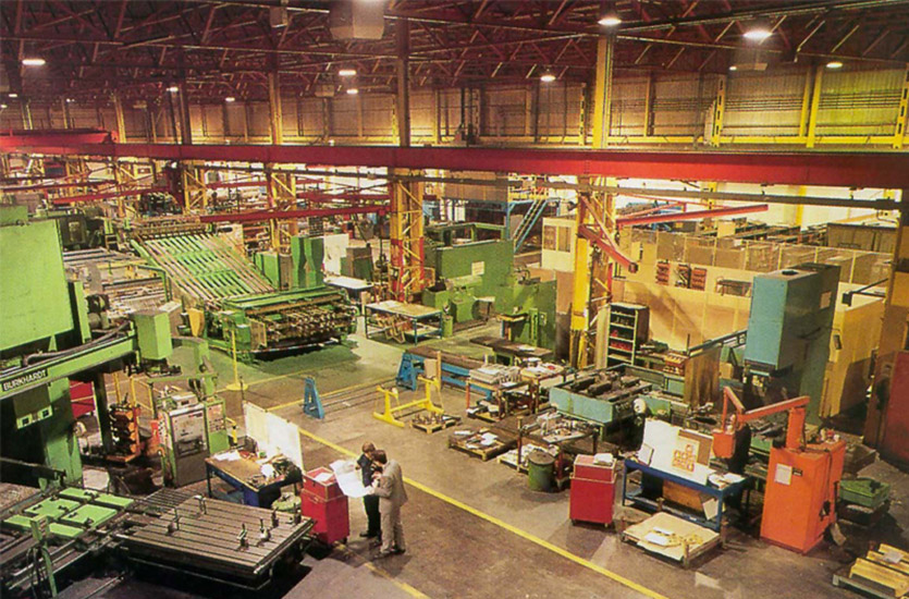 industrial-lighting-photo industrial-lighting-photo