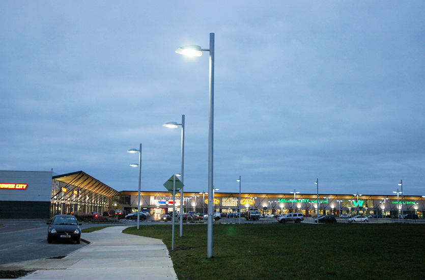 Constant Diameter Pole