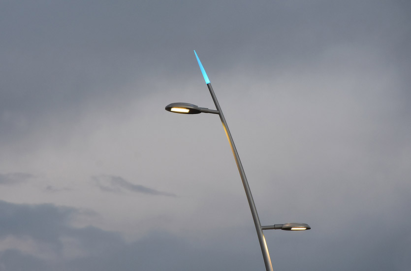 Curved Poles with Illuminated Tops Curved Poles with Illuminated Tops