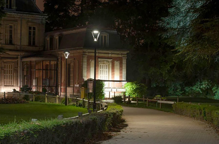 Decorative LED Street light at Night