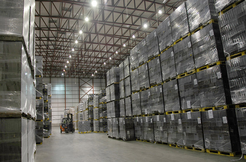 HighBays in a Large Warehouse HighBays in a Large Warehouse